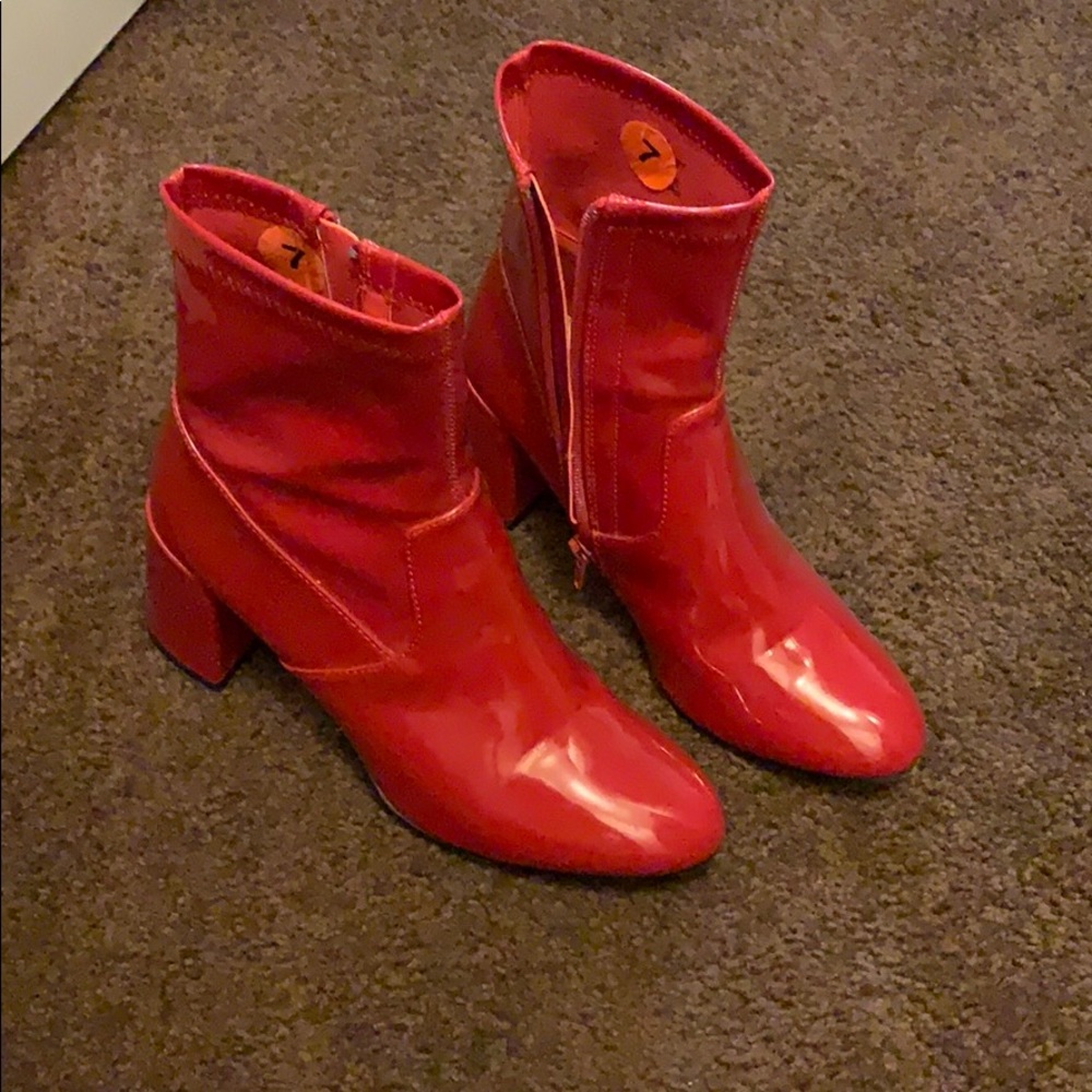 Steve Madden size 7 boot